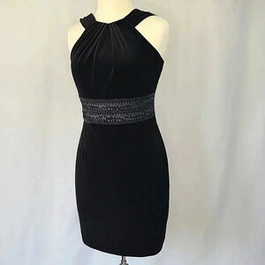 David Meister Velvet Halter Neckline Cocktail Dress Black Size 4